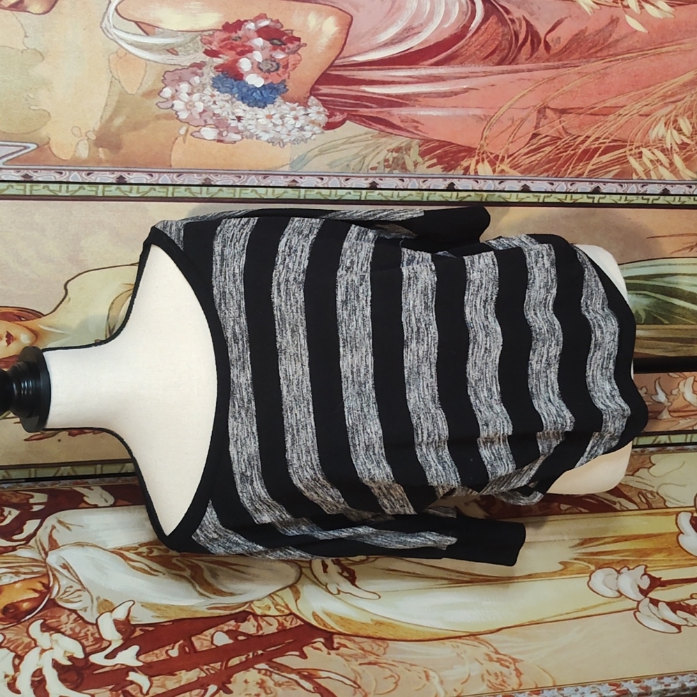Stripped Quarter Sleeve Top